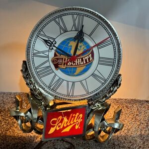 Vintage 1977 Schlitz Beer Light Up Wall Clock Globe Logo Gold Scroll Bar Sign